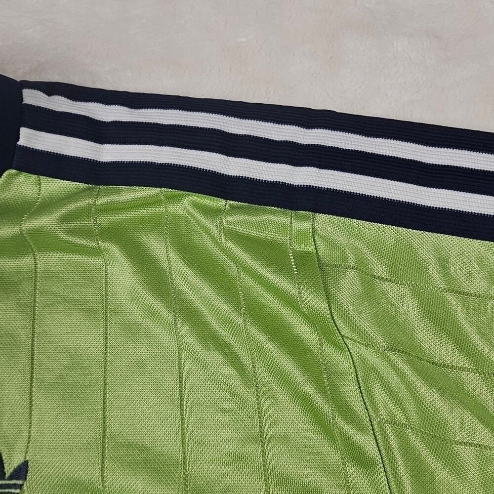 Vintage Adidas XXL Jersey Lime Green - tiny snags see pics Soccer Retro Futbol - Picture 2 of 11